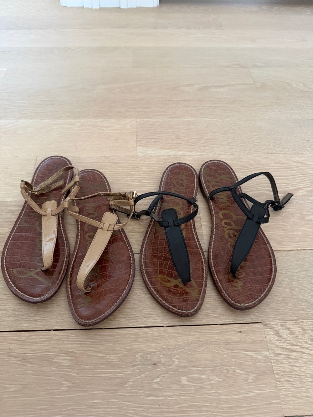 Sam Edelman Tan and Black Leather T-Strap Sandals